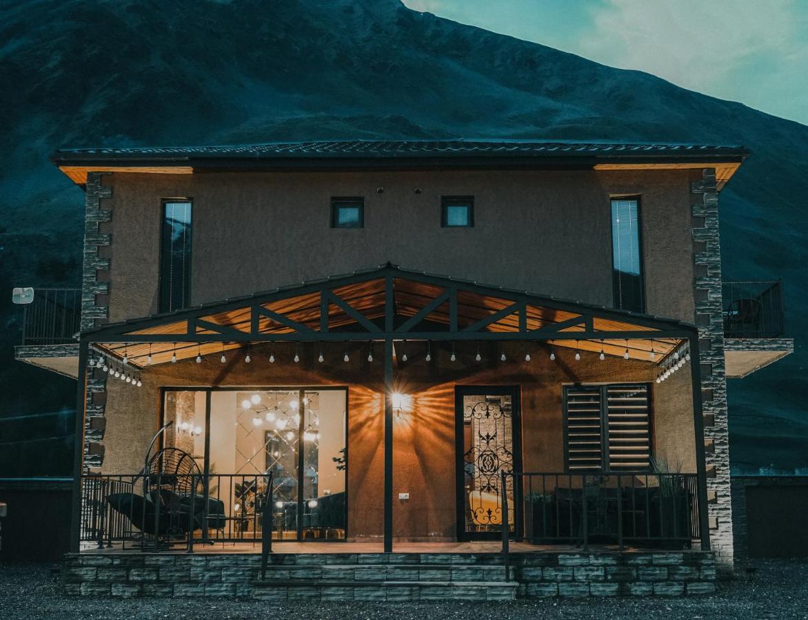 Holiday Home Kazbegi Exterior photo
